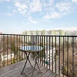 Apartament Bielany Spacious By Bookinghost *